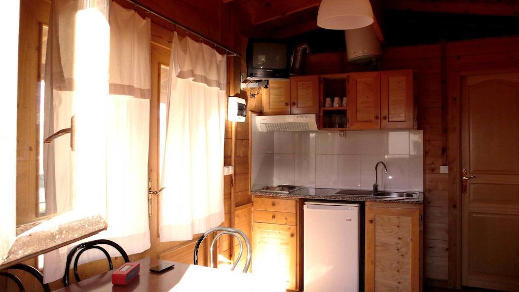 Camping Ain Jaca Szoba fotó